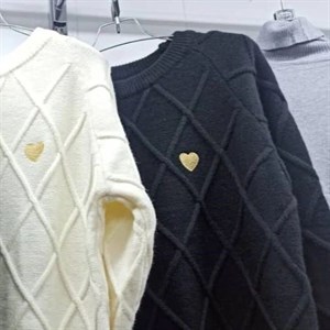 Модель 7135 Вязаная туника из шерстяной пряжи рисунок