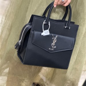 New сумка В наличии   Имеется длинный ремешок   Качество