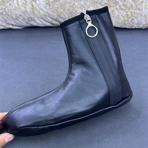 Купите домашние тапочки оптом по низким ценам с доставкой в регионы