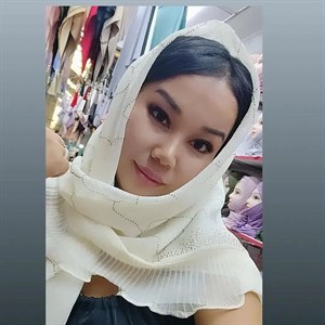 Дубай Баасы 700 сом