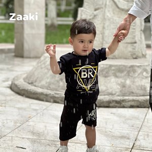 Двойка для мальчиков на летний сезон в Обновите гардероб