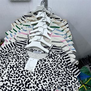 Американка база с принтами Посадка по фигуре шикарный