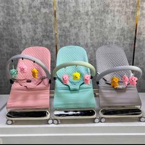 Шезлонг музыкальный на колесах - идеальный выбор для вашего малыша