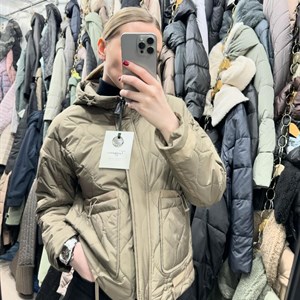 Короткая весенняя куртка   Размеры 46 48 50 52 54