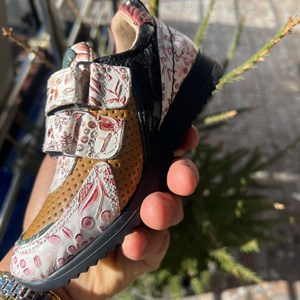 Натуральная кожа с ортопедической стелькой Цена 5000