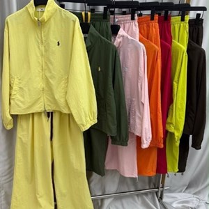 KAPSULA_BRAND — офлайн точки на рынке Дордой | стильная женская одежда и тренды
