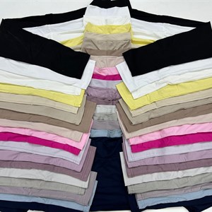 Элегантный топ с высоким воротником – идеальный выбор для любого случая