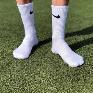 В наличии мужские и женские носки