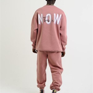 Здравствуйте Вы можете заказать у нас уличную одежду