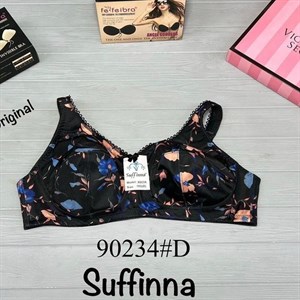 Кыргызстан Бишкек Рынок Кербен Дордой Нижнее белье