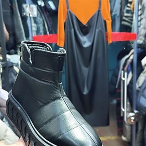 Стеганки утепление Кожа Цена 8500 с на скидке