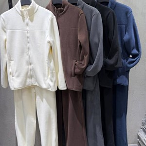 Новая женская одежда L и XL — стильная модель в наличии