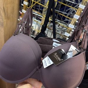 Нижнее бельё всех цветов, чашки B и C — купить за 550 сом