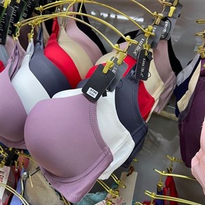 Кыргызстан Бишкек Рынок Кербен Дордой Нижнее белье