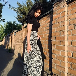 Deniz collection Это юбка с принтом питона красиво