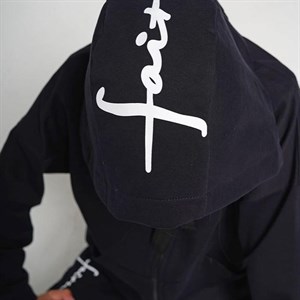  Важная информация    Новая коллекция FAITH на грани