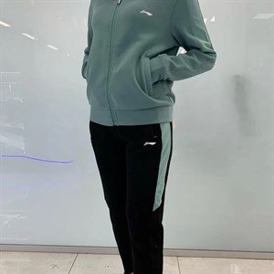 Новинки спортивный костюм LINING расцветки размеры