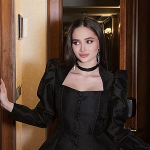 New collection Нарядная блузка с корсетной основой