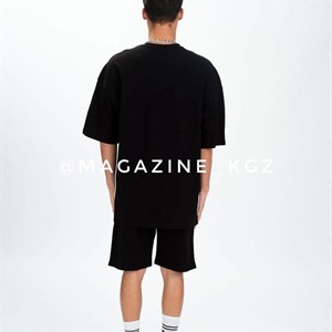 Здравствуйте Вы можете заказать у нас уличную одежду