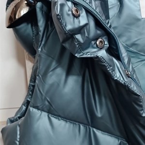 В наличии есть куртка двойка Производство Италия