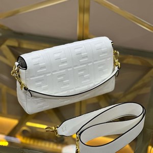 New сумка В наличии   Качество люкс Имеется длинный