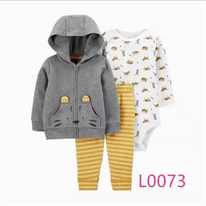 Купите стильную тройку ХБ весна-лето от Картерс для детей 6-24м - доступные цены!