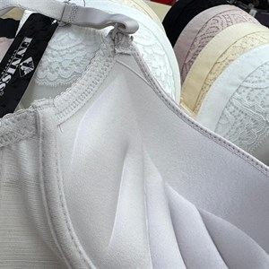 Женское нижнее белье FNNISS/ANTTIFU - высокое качество и доступные цены