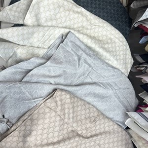 Кашемировый платок 110×110 см из Китая — купить за 270 сом