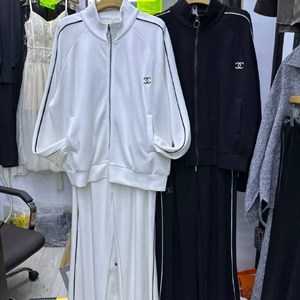 Женская одежда Chanel Oysho XL–XXL — стильная модель за 1800 сом