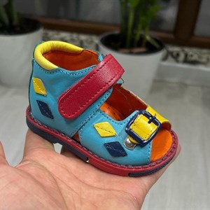 Натуральная кожа с ортопедической стелькой Цена 5000