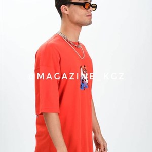 Здравствуйте Вы можете заказать у нас уличную одежду