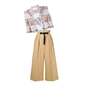 Наша еженедельная рубрика С чем носить Листайте карусель