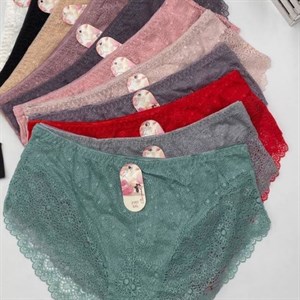 Кыргызстан Бишкек Рынок Кербен Дордой Нижнее белье