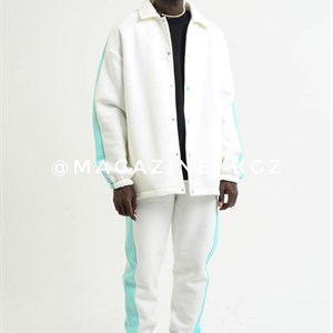 Здравствуйте Вы можете заказать у нас уличную одежду