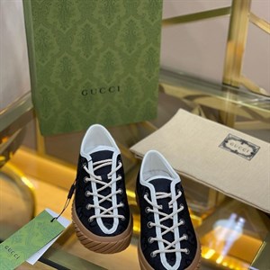 New кроссовки в наличии   Люксовое качество 1 1