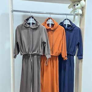 в наличии двойки  Размеры 32 34 36 38 Ткань лапша