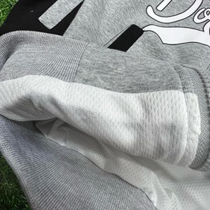 Бомбер для мальчиков на 8 10лет цвет черный серый