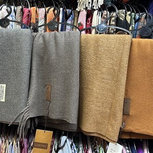 Оттенки шоколада — кашемировые палантины от проверенного продавца