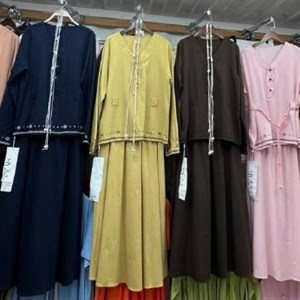 Хит двойки с юбкой и длинным рукавом из льна — размеры 42–52, Гуанчжоу