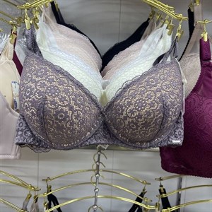 Кыргызстан Бишкек Рынок Кербен Дордой Нижнее белье