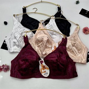 Кыргызстан Бишкек Рынок Кербен Дордой Нижнее белье