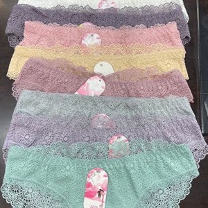 Кыргызстан Бишкек Рынок Кербен Дордой Нижнее белье